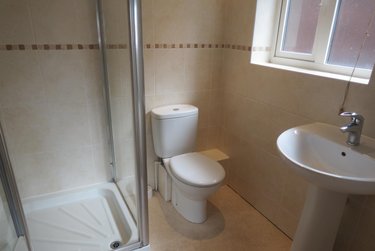 5 bed house, Winton, Ensbury Park, Bournemouth, BH92PU - Image 10