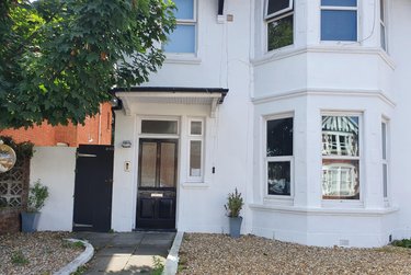 3 bed flat, Winton, Bournemouth, BH37JE - Image 1
