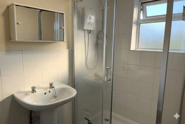 5 bed house, 41 Alton Road, Talbot village, Bournemouth, BH104AD - Image 10