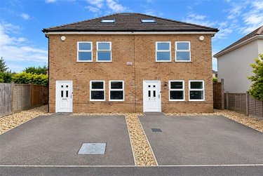 6 bed house, Winton, Moordown, Bournemouth, BH91PA - Image 1