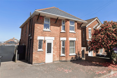4 bed house, Ensbury Park, Talbot village, Bournemouth, BH104EQ - Image 1