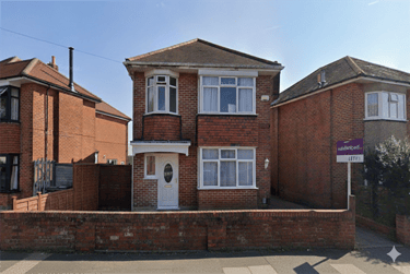 4 bed house, Winton, Ensbury Park, Bournemouth, BH92PG - Image 1