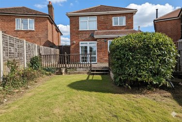 4 bed house, Winton, Ensbury Park, Bournemouth, BH92PG - Image 9