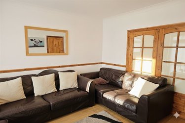 4 bed house, Winton, Ensbury Park, Bournemouth, BH92PG - Image 2