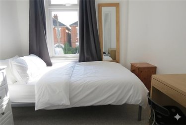 6 bed house, Winton, Bournemouth, BH92NW - Image 7