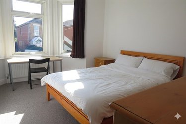 6 bed house, Winton, Bournemouth, BH92NW - Image 9