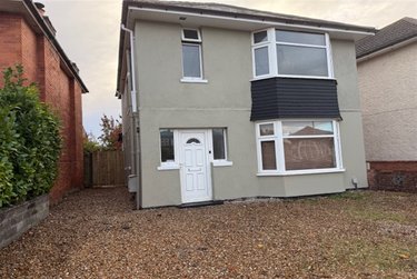 6 bed house, Winton, Ensbury Park, Bournemouth, BH92RP - Image 1
