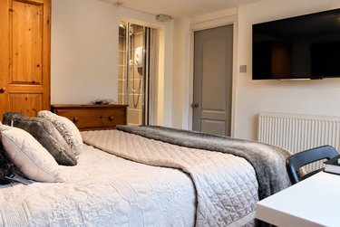 6 bed house, Winton, Ensbury Park, Bournemouth, BH91LZ - Image 9