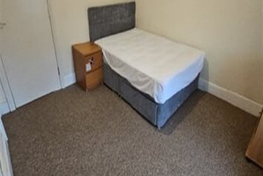 3 bed flat, Lansdowne, Springbourne, Bournemouth, BH88AX - Image 10