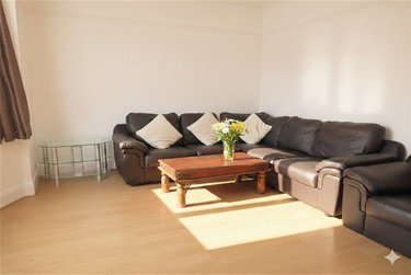 5 bed house, Winton, Bournemouth, BH92NA - Image 4