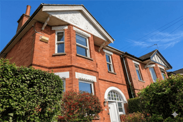 6 bed house, Winton, Bournemouth, BH92NJ - Image 1