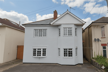 5 bed house, Ensbury Park, Bournemouth, BH104EE - Image 1