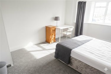 5 bed house, Ensbury Park, Bournemouth, BH104EE - Image 7