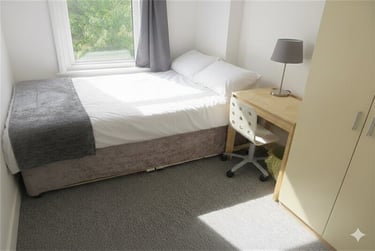 5 bed house, Ensbury Park, Bournemouth, BH104EE - Image 9