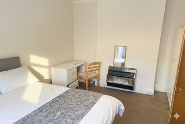 4 bed house, Winton, Charminster, Bournemouth, BH91LG - Image 8