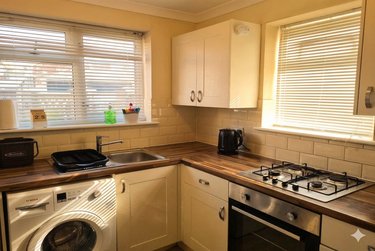 5 bed house, Winton, Moordown, Bournemouth, BH91PJ - Image 3