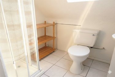 4 bed flat, Winton, Bournemouth, BH37JF - Image 9