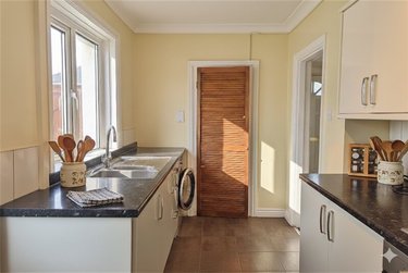 4 bed house, Winton, Moordown, Bournemouth, BH91SL - Image 2