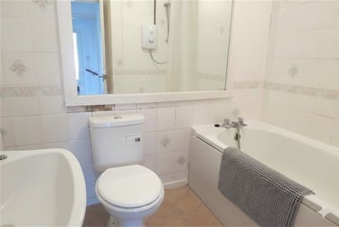 4 bed house, Charminster, Springbourne, Bournemouth, BH88NU - Image 9