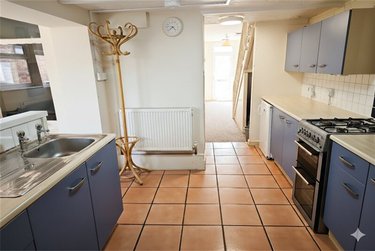 4 bed house, Winton, Bournemouth, BH91LH - Image 5
