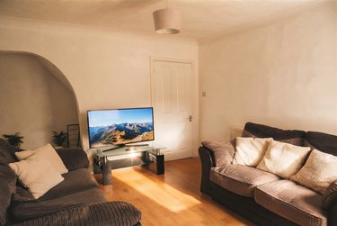 3 bed house, Charminster, Bournemouth, BH88PU - Image 2
