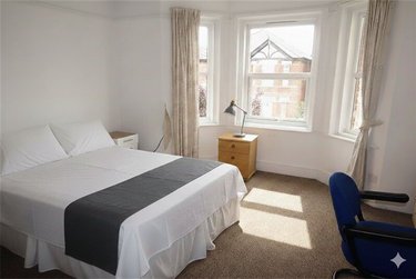 4 bed house, Winton, Ensbury Park, Bournemouth, BH92SE - Image 7