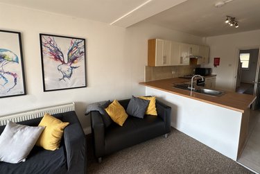 6 bed house, Winton, Ensbury Park, Bournemouth, BH92ND - Image 2