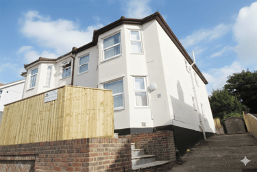 5 bed house, Winton, Charminster, Bournemouth, BH91LJ - Image 1