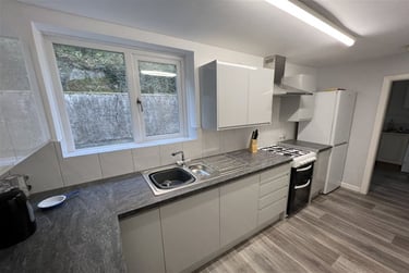 5 bed house, Maxwell Road, Charminster, Bournemouth, BH91DQ - Image 3