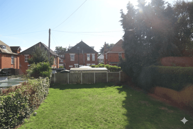 5 bed flat, Winton, Bournemouth, BH92JF - Image 9
