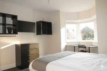 5 bed flat, Winton, Bournemouth, BH92JF - Image 7