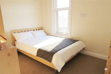 4 bed house, Charminster, Springbourne, Bournemouth, BH88SL - Image 5