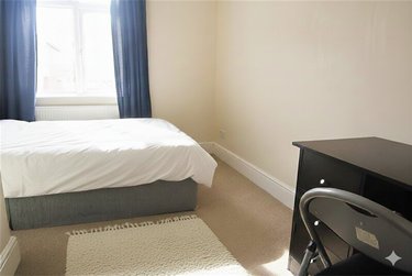 6 bed house, Winton, Bournemouth, BH92NA - Image 10
