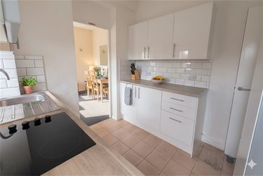 6 bed house, Winton, Bournemouth, BH92NS - Image 4