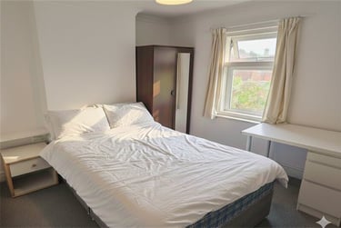 4 bed house, 46 Ripon Road, Charminster, Bournemouth, BH91RF - Image 5