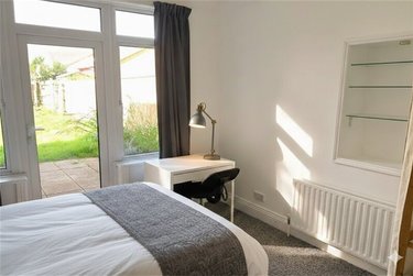 8 bed house, 29 Beswick Avenue, Ensbury Park, Bournemouth, BH104EY - Image 8