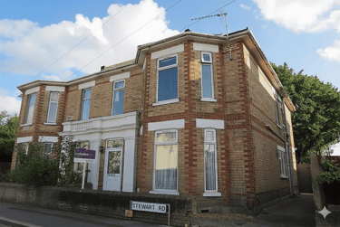 6 bed house, Charminster, Springbourne, Bournemouth, BH88NZ - Image 1