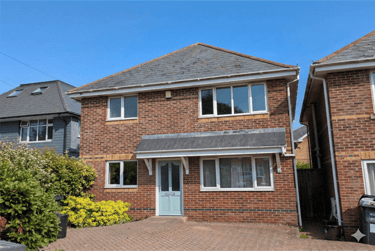 5 bed house, Winton, Ensbury Park, Bournemouth, BH92PU - Image 1