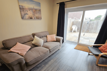 5 bed house, 323 Columbia Road, Talbot village, Bournemouth, BH104EQ - Image 4