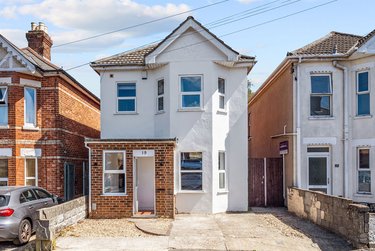 6 bed house, 19 Sedgley Road, Winton, Bournemouth, BH92JW - Image 3