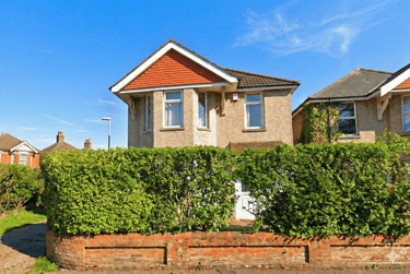 5 bed house, Winton, Bournemouth, BH92LY - Image 1