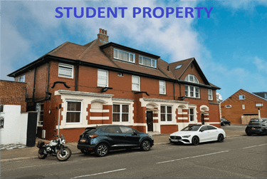 3 bed flat, 1008 Wimborne Road, Moordown, Bournemouth, BH92DE - Image 1