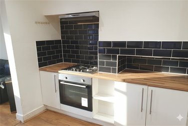 6 bed house, Winton, Bournemouth, BH92JW - Image 3