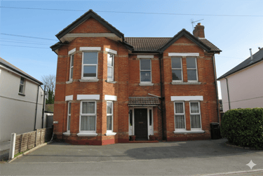 3 bed flat, 18a, Waterloo Road, Winton, Bournemouth, BH91AU - Image 1