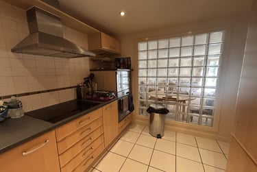2 bed flat, Flat 15, Bay View Gardens 14b, West Cliff Road, City Centre, Bournemouth, BH25JB - Image 7