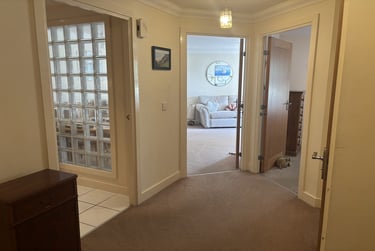 2 bed flat, Flat 15, Bay View Gardens 14b, West Cliff Road, City Centre, Bournemouth, BH25JB - Image 4
