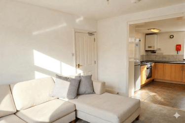 5 bed house, Winton, Bournemouth, BH92PN - Image 3