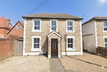 6 bed house, Winton, Ensbury Park, Bournemouth, BH91LZ - Image 2