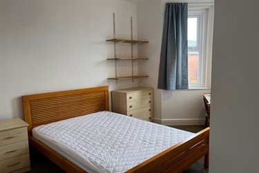 6 bed house, Winton, Bournemouth, BH92NL - Image 5