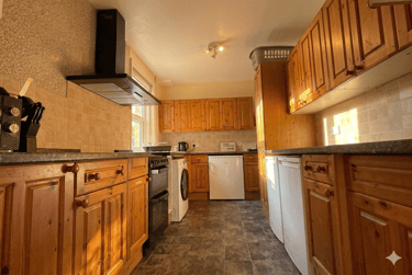 5 bed house, Winton, Charminster, Bournemouth, BH91NH - Image 3